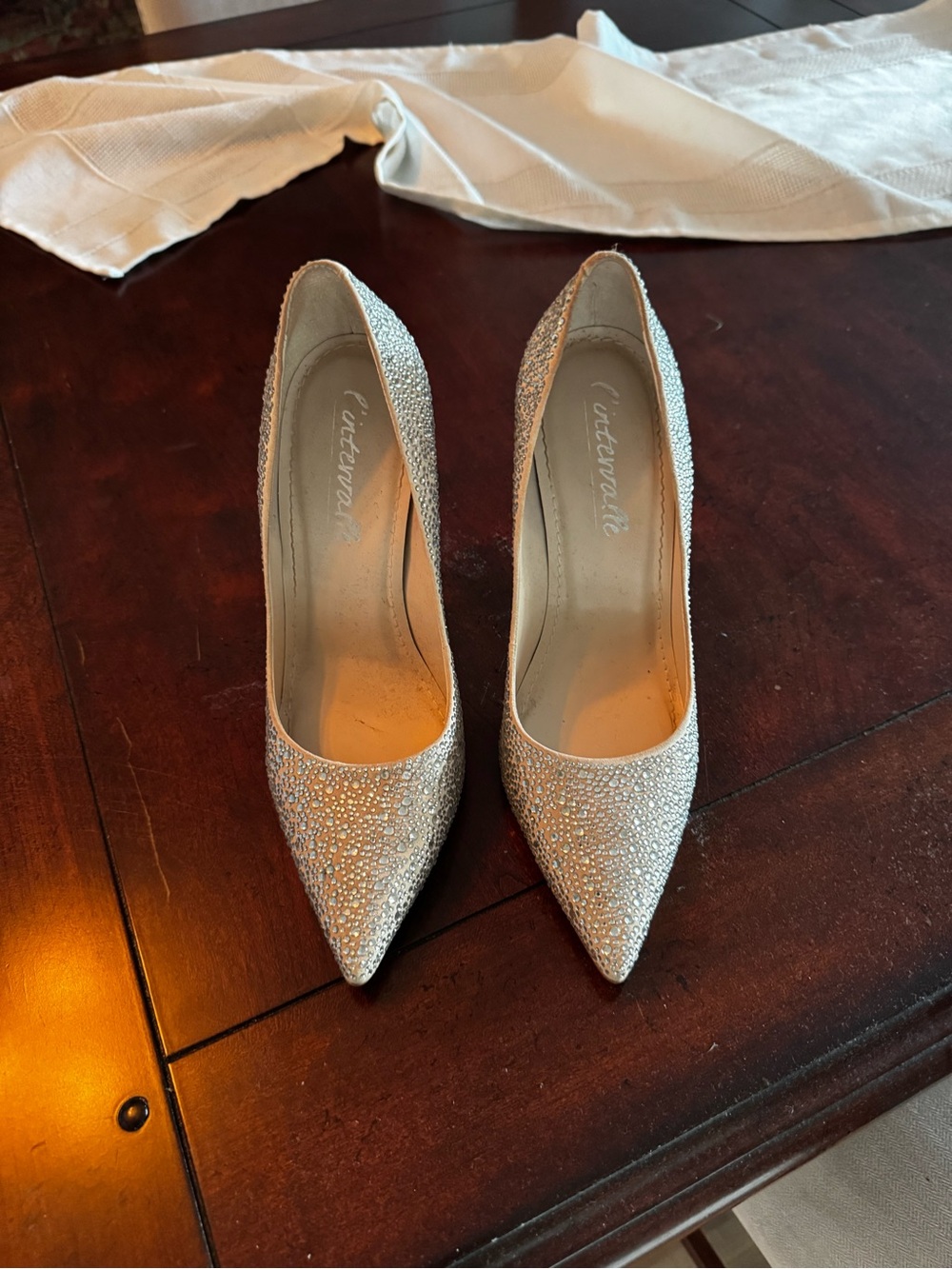 L'INTERVALLE Rhinestone Embellished Silver Pointed-Toe Pumps